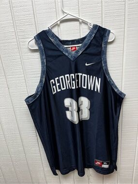 Vintage Nike 1990s Georgetown Men’s XL Basketball Jersey #33 Navy Blue Retro